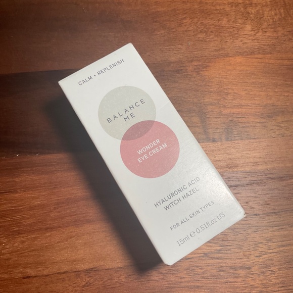 Balance me calming replenish wonder eye creme - Picture 13 of 13